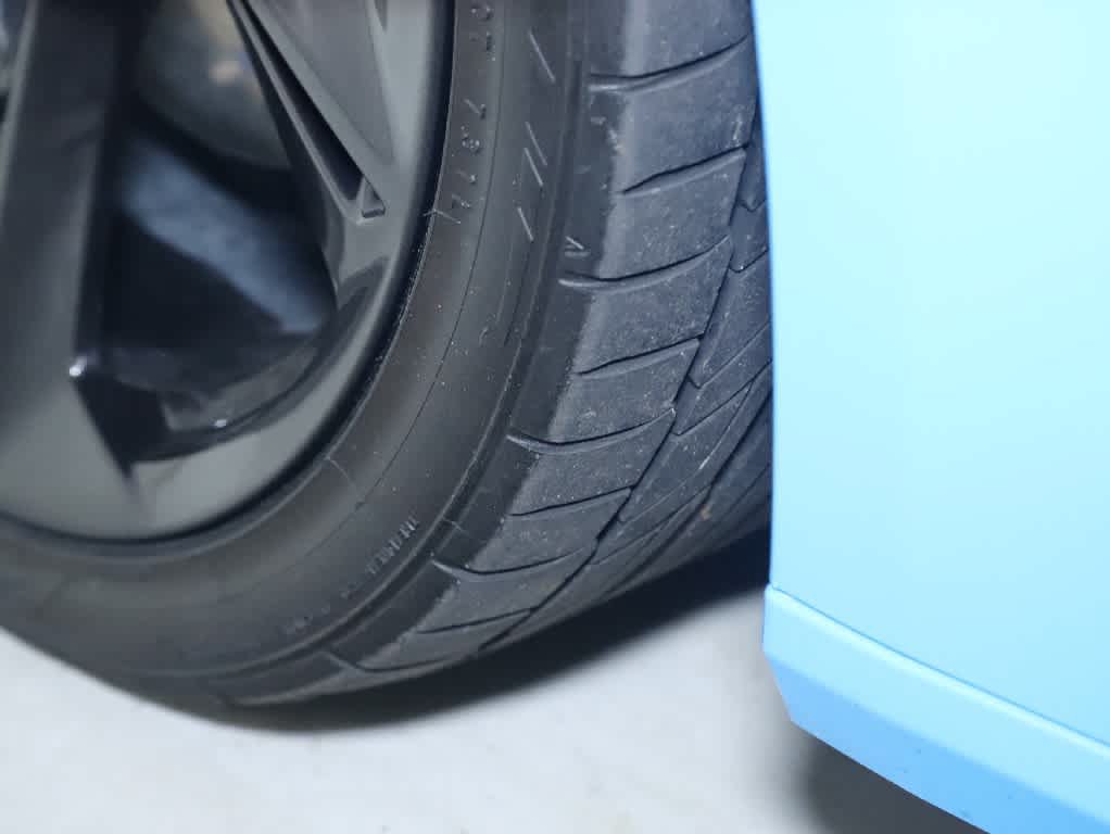 Used 2022 Chevrolet Camaro LT RWD image 37