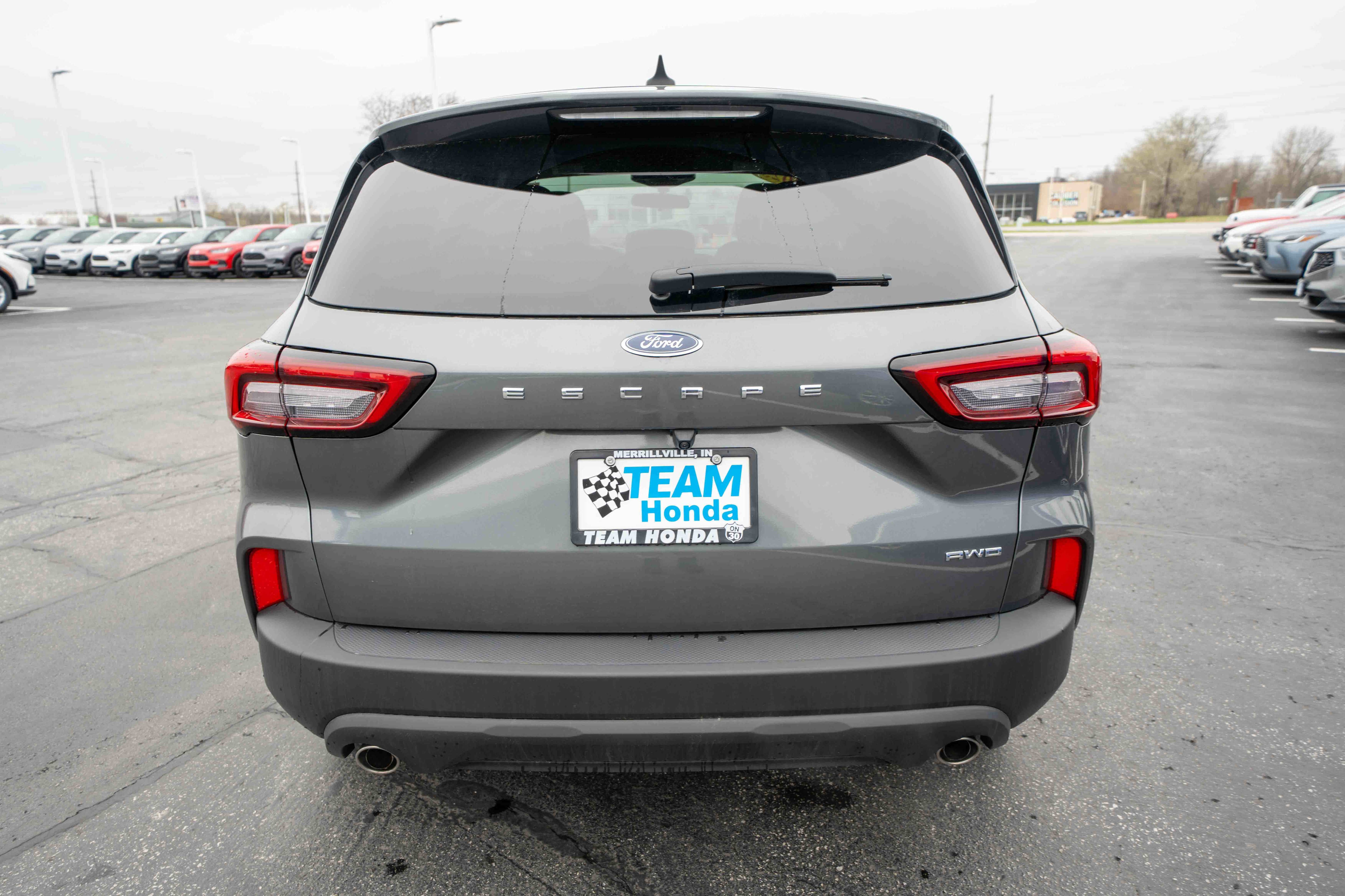 Used 2025 Ford Escape ST-Line w/ Cold Weather Package image 5