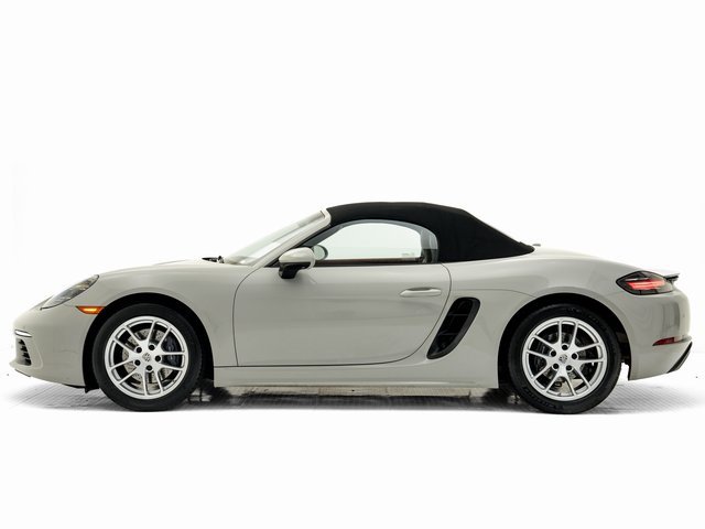 Used 2024 Porsche 718 Boxster image 36