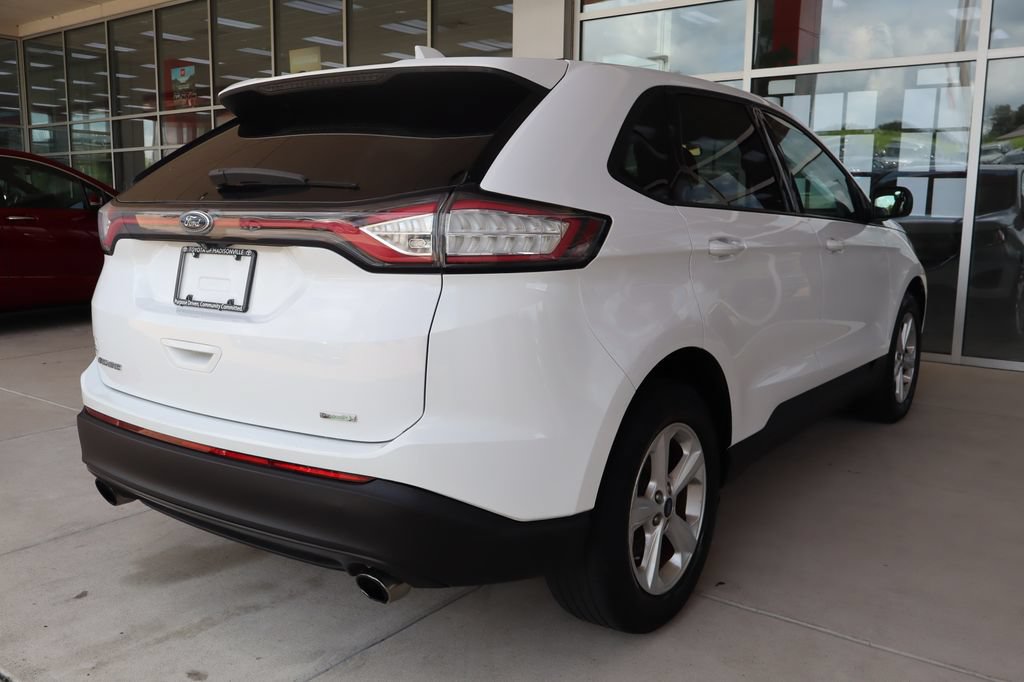 Used 2016 Ford Edge SE FWD image 10