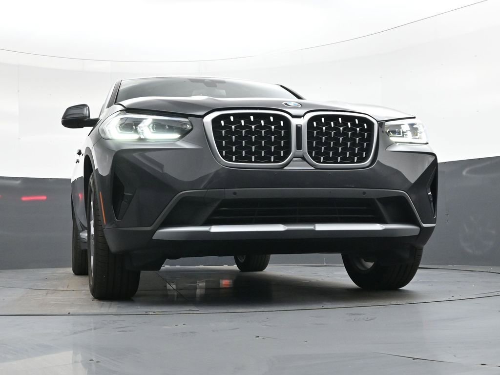 Used 2025 BMW X4 xDrive30i image 41