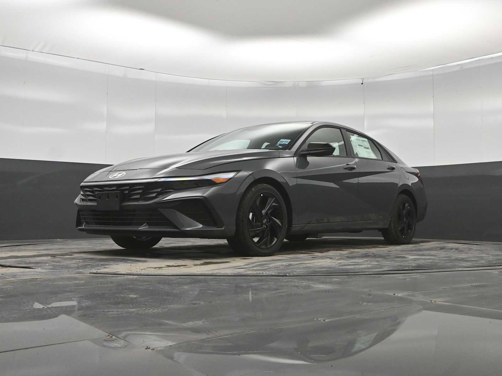 New 2026 Hyundai Elantra SEL Sport FWD image 34