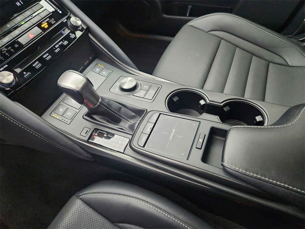 Used 2022 Lexus IS 350 F Sport w/ Memory Package image 16