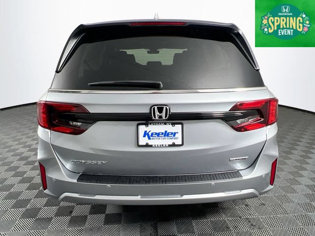 New 2026 Honda Odyssey Touring image 5
