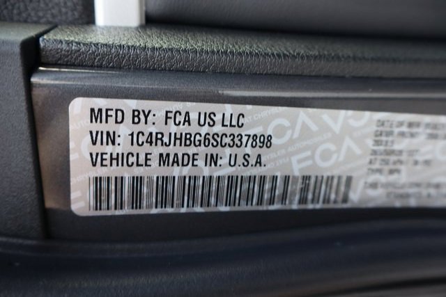 New 2025 Jeep Grand Cherokee Limited w/ Luxury Tech Group II image 48