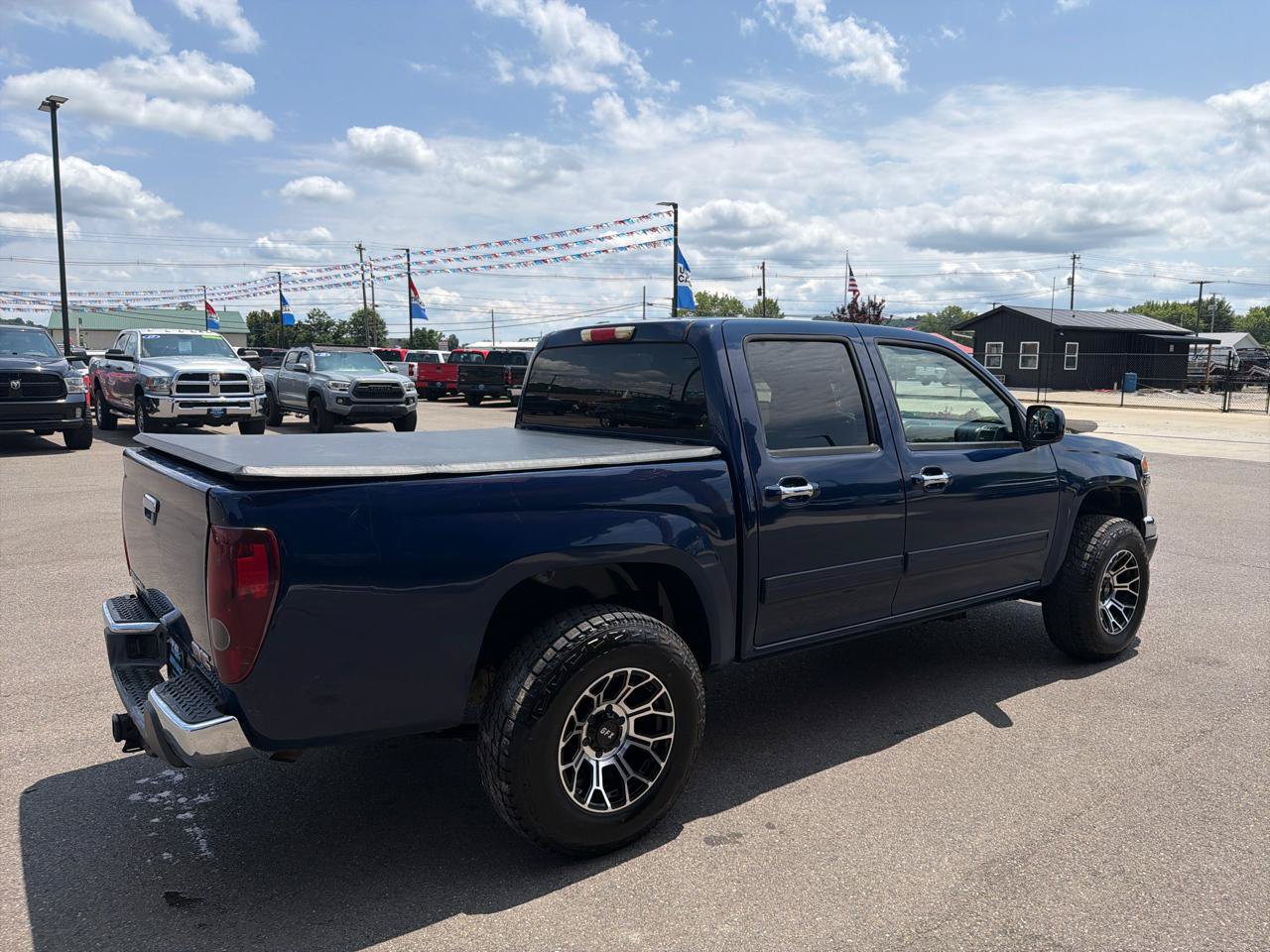 Used 2012 GMC Canyon SLE AWD/4WD image 4