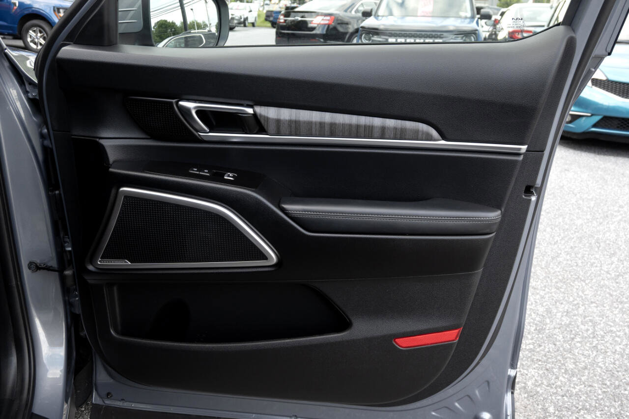Used 2024 Kia Telluride EX w/ EX Captain's Chair Package image 38