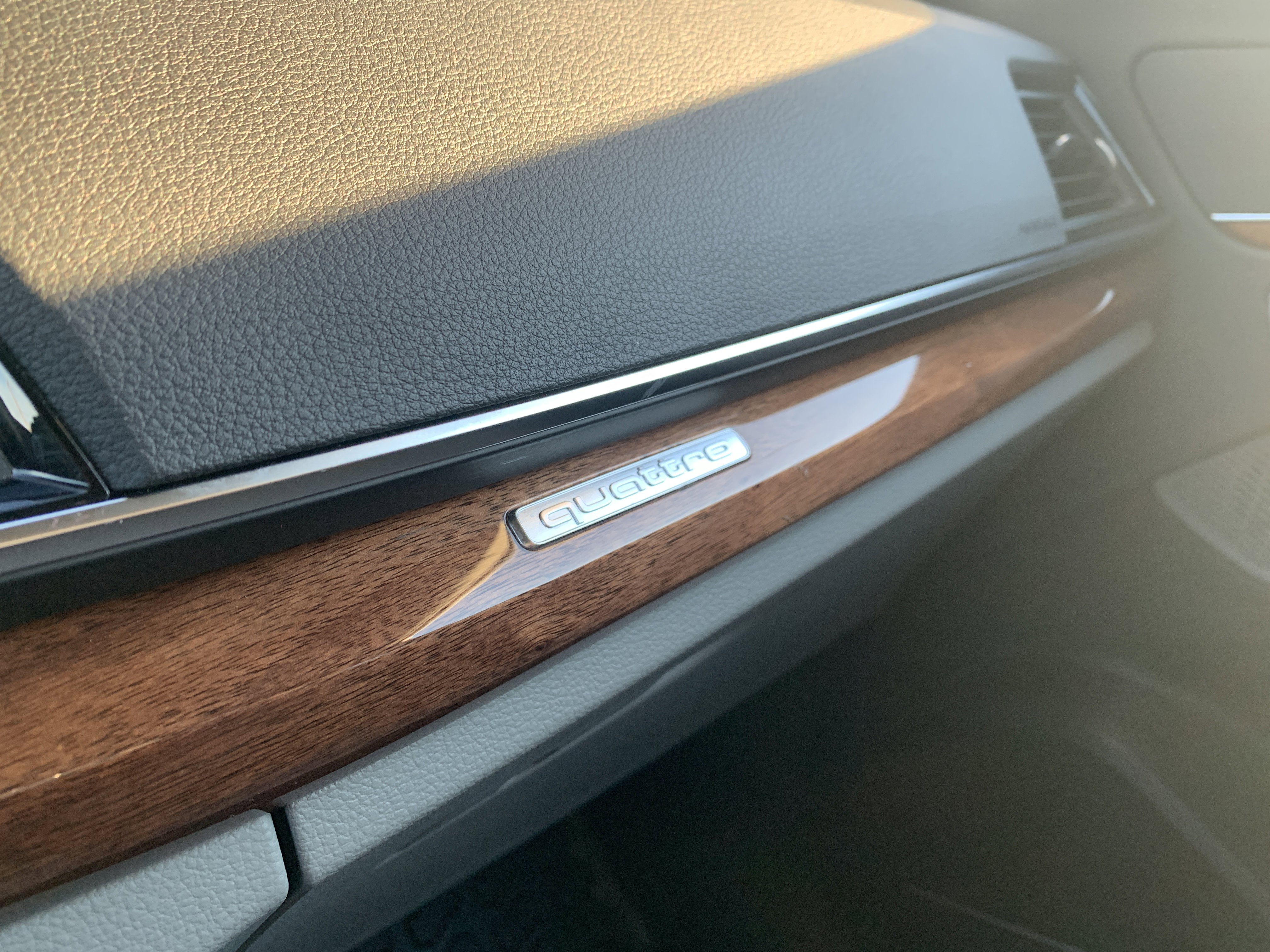 Certified 2022 Audi Q5 e Premium Plus w/ Premium Plus Package image 29