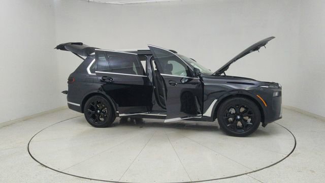Used 2026 BMW X7 xDrive40i image 78