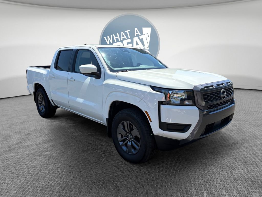 Used 2025 Nissan Frontier SV image 1