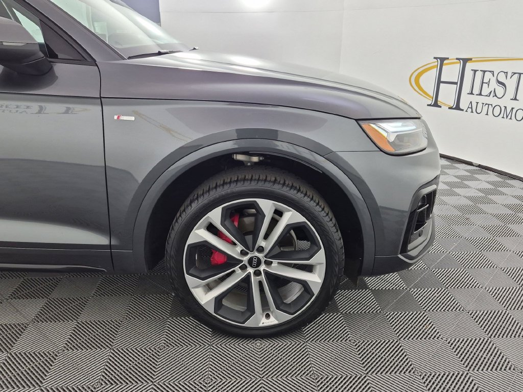 Used 2024 Audi Q5 2.0T Premium Plus w/ Premium Plus Package AWD/4WD image 12