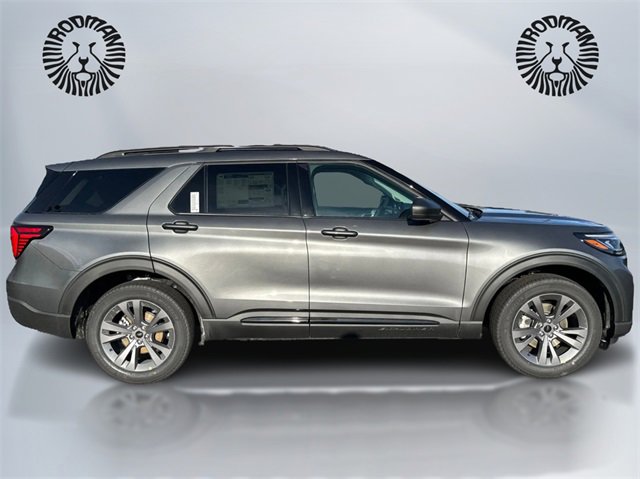 New 2026 Ford Explorer Active w/ Active Comfort Package image 4