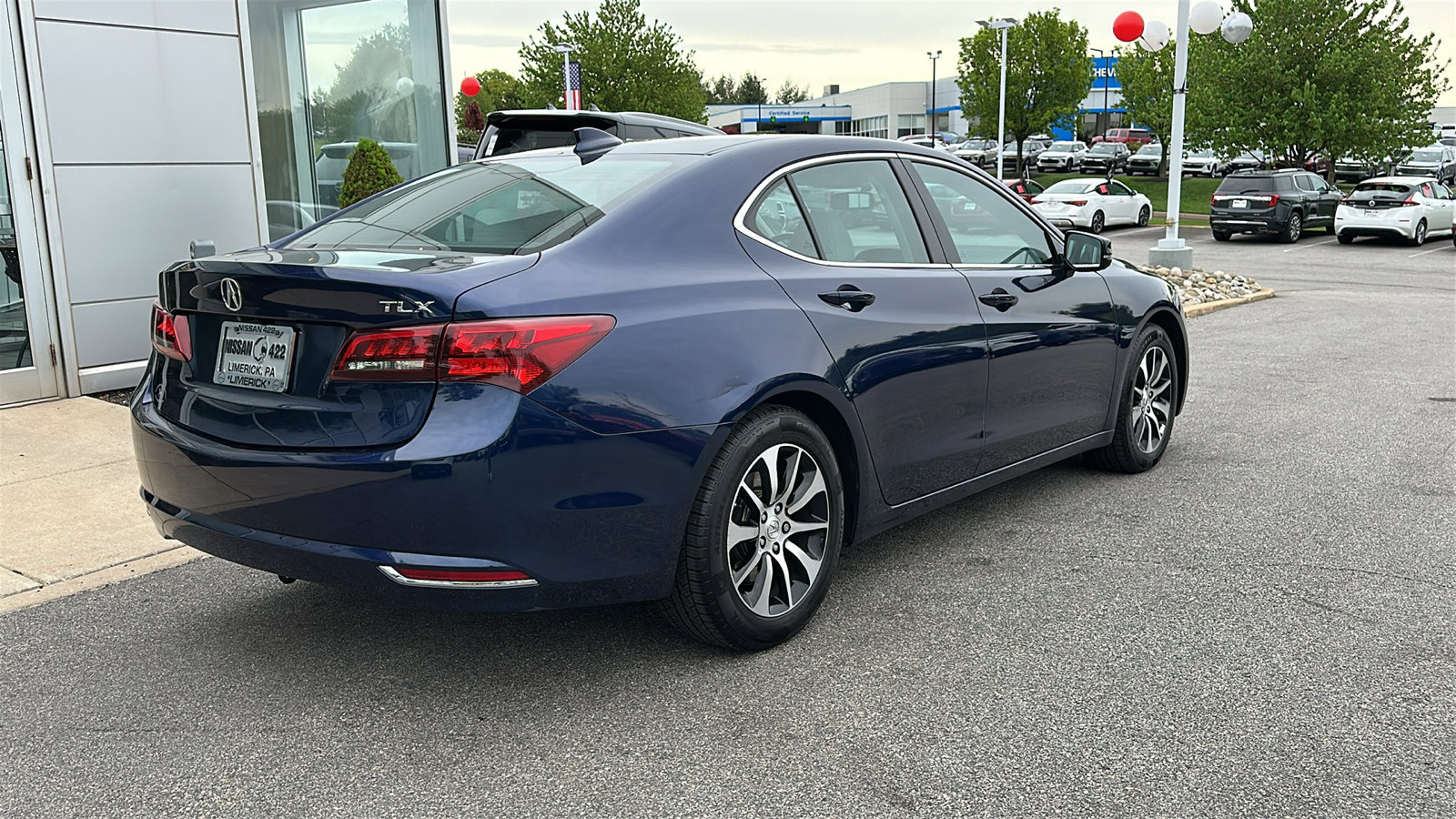 Used 2017 Acura TLX FWD image 7