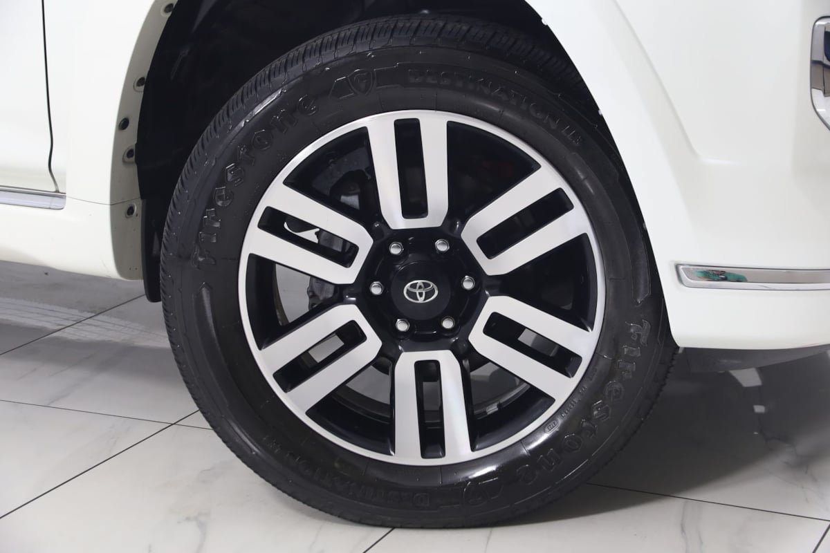 Used 2023 Toyota 4Runner Limited AWD/4WD image 15