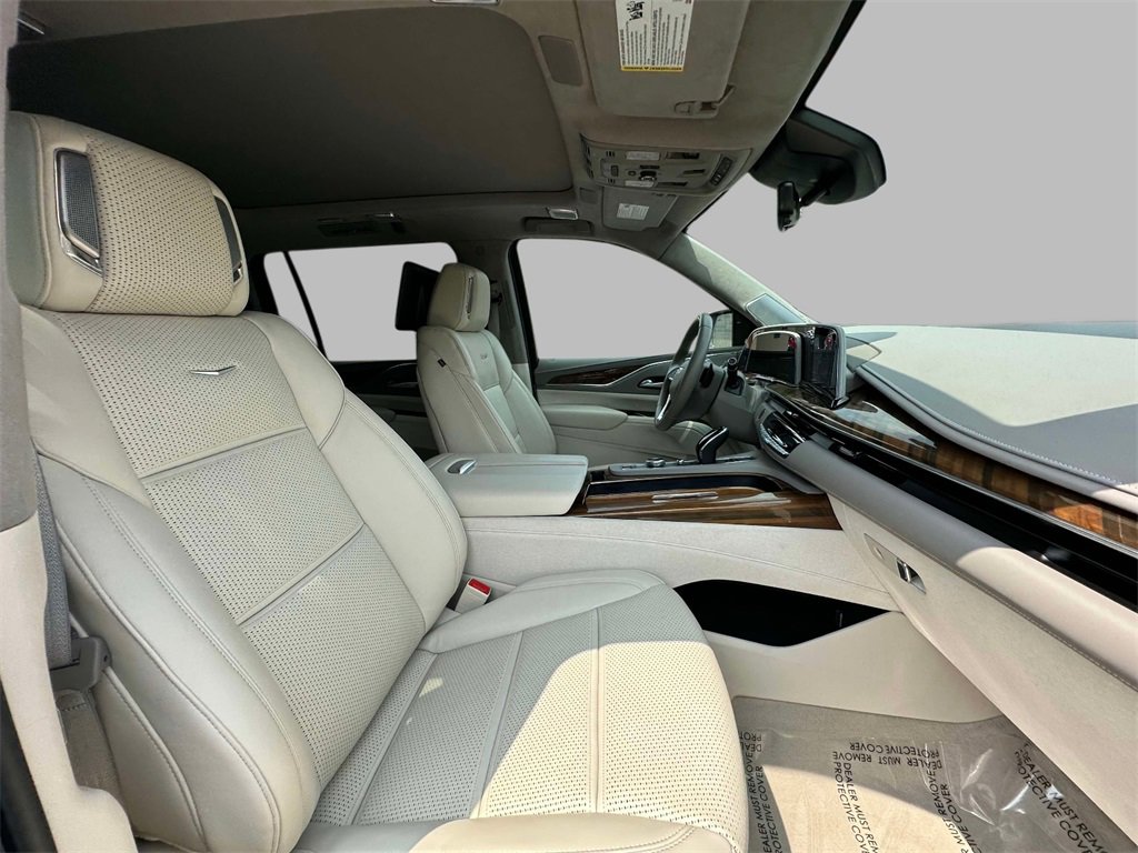 Certified 2024 Cadillac Escalade ESV Sport Platinum w/ LPO, ONYX Package image 14