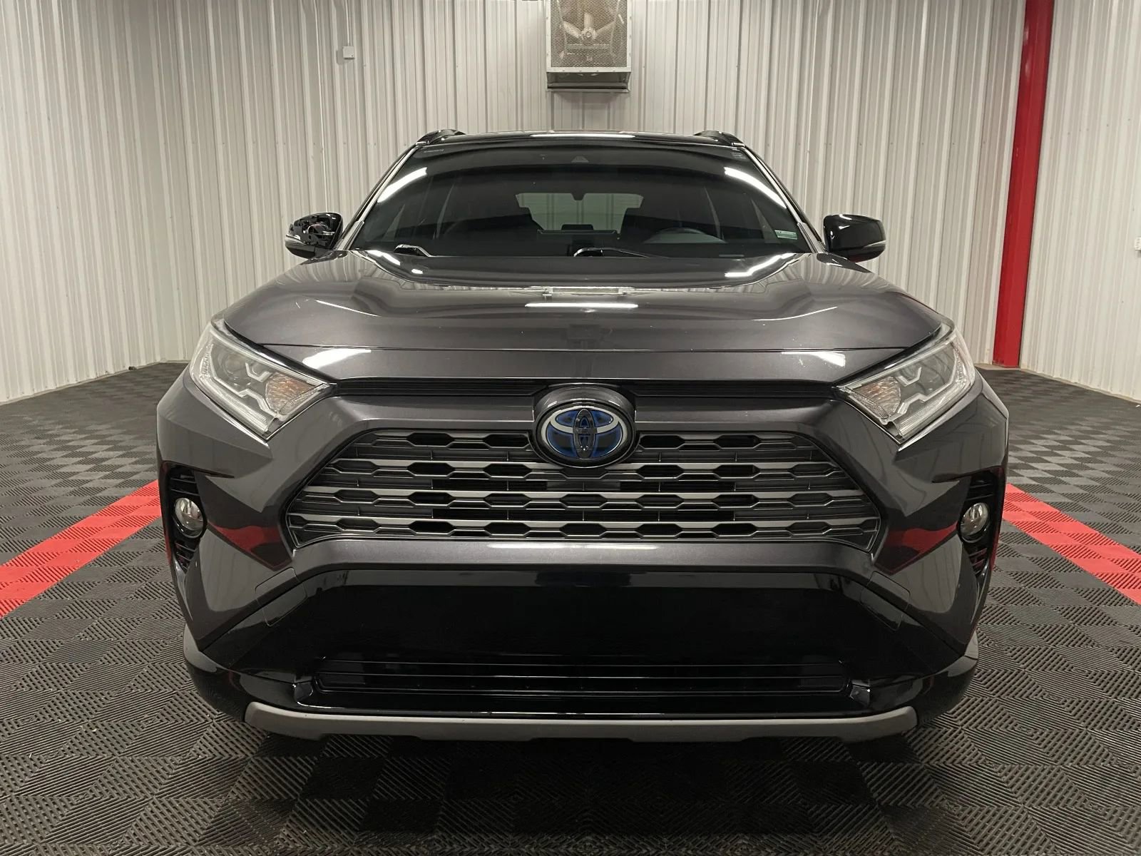 Used 2020 Toyota RAV4 XSE w/ XSE Grade Weather Package image 7