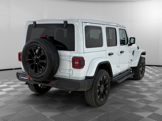 Used 2025 Jeep Wrangler Unlimited Sahara w/ Safety Group AWD/4WD image 5