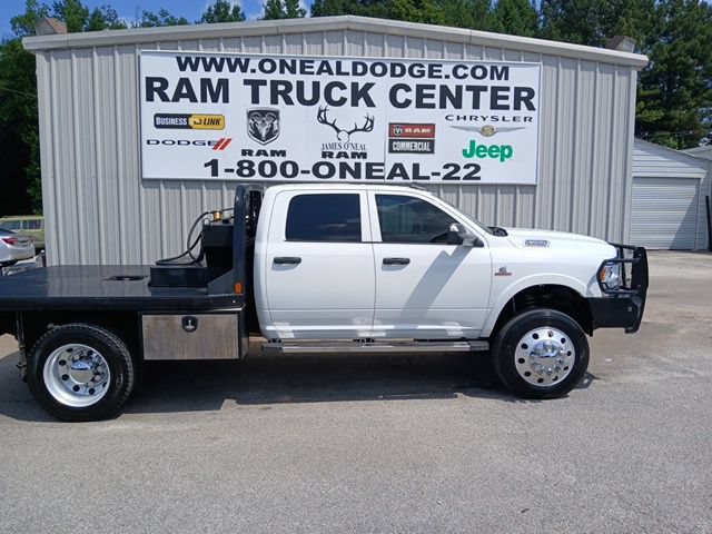Used 2020 RAM 3500 Tradesman w/ Chrome Appearance Group AWD/4WD image 2
