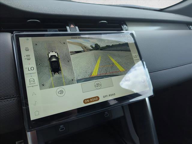 Used 2024 Land Rover Discovery Sport Dynamic SE image 26