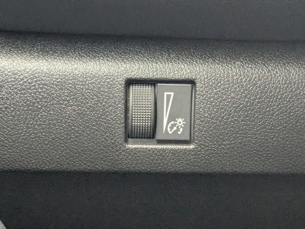 Used 2026 Chevrolet Colorado LT AWD/4WD image 32