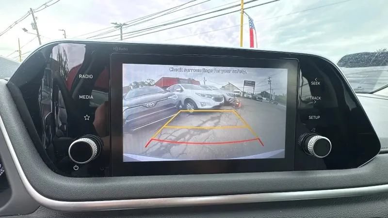 Used 2021 Hyundai Sonata SE FWD image 16