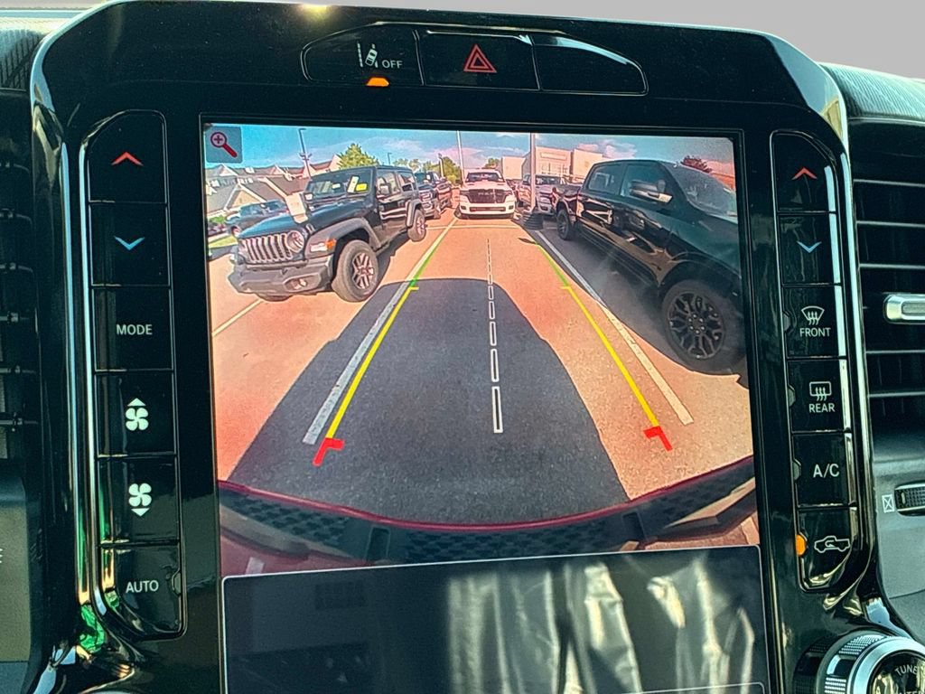 New 2026 RAM 1500 Big Horn AWD/4WD image 17