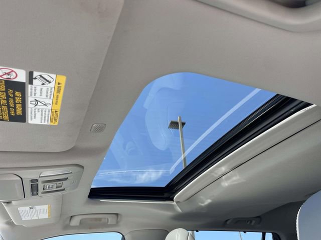 Used 2022 Toyota Highlander Limited image 13