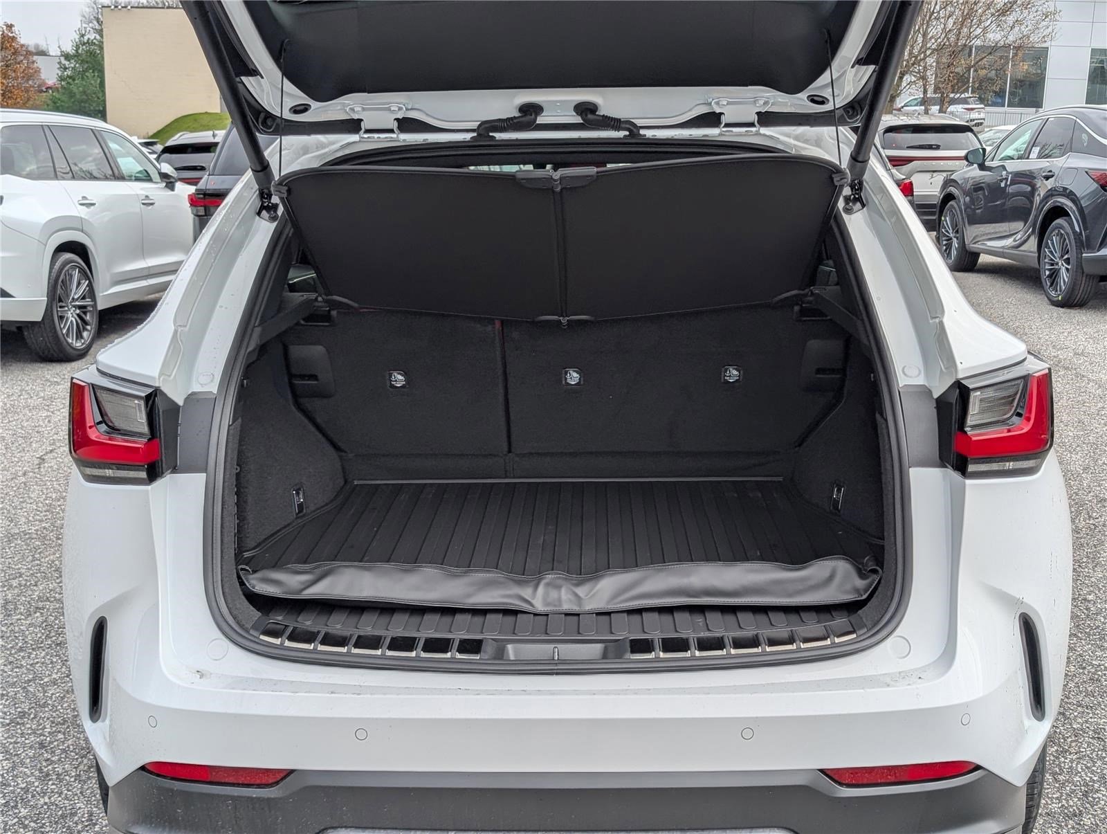 New 2026 Lexus NX 350 AWD w/ Accessory Package (2T) image 8