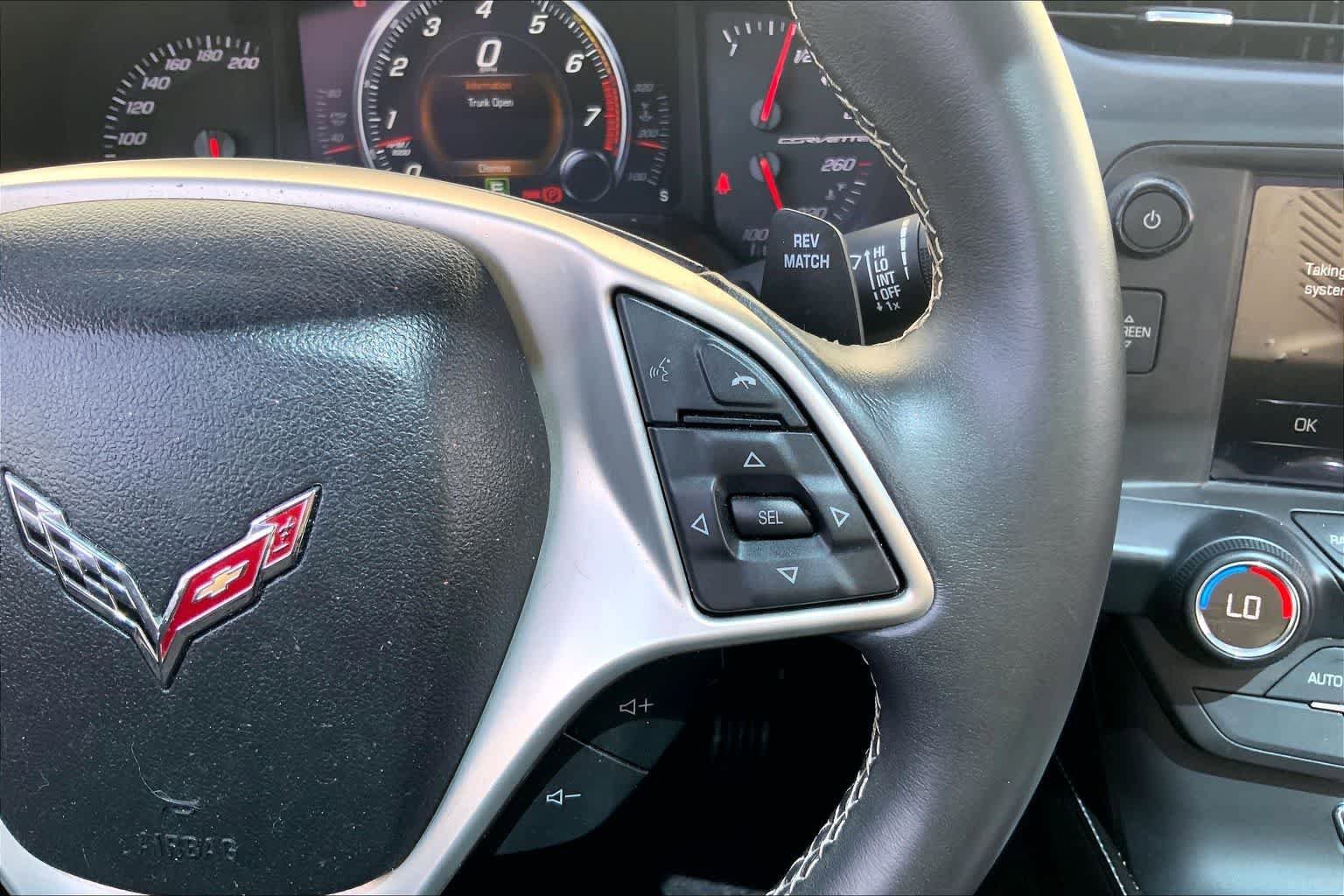 Used 2015 Chevrolet Corvette Stingray Coupe RWD image 24