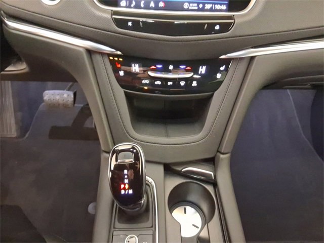Used 2025 Cadillac XT5 Premium Luxury image 21
