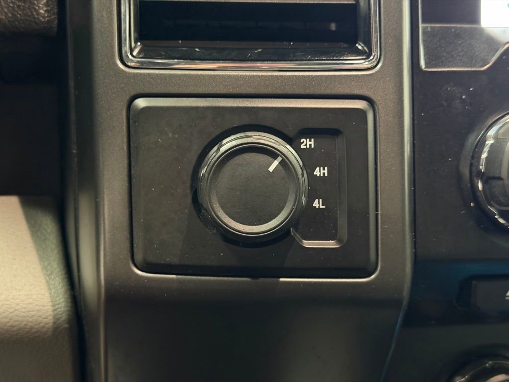 Used 2018 Ford F150 XLT w/ Equipment Group 302A Luxury image 35