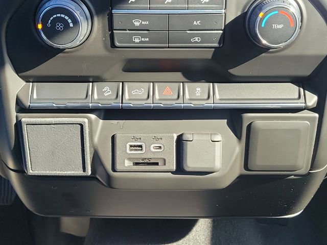 Used 2020 Chevrolet Silverado 1500 Custom Trail Boss w/ Custom Convenience Package image 34