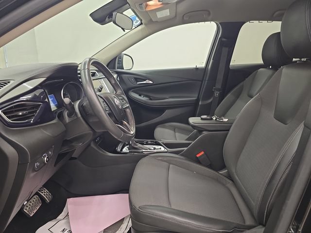Used 2023 Buick Encore GX Select w/ Sport Touring Package FWD image 21