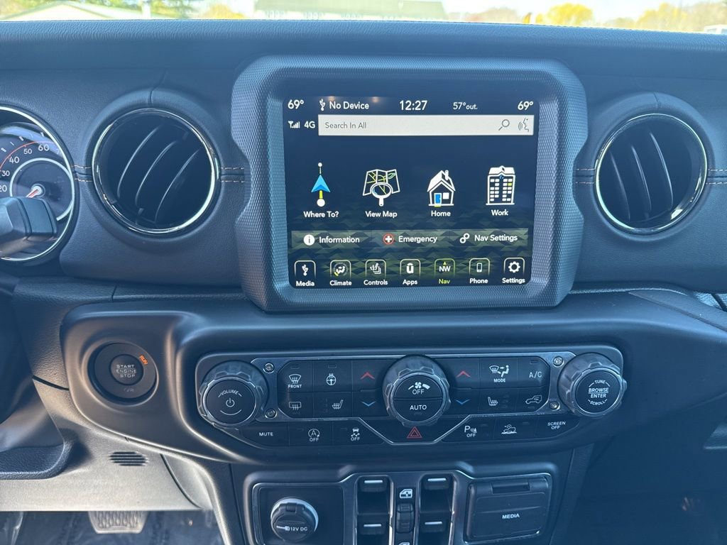 Certified 2022 Jeep Wrangler Unlimited Sahara AWD/4WD image 13