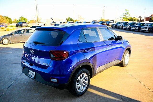 New 2026 Hyundai Venue SE image 5