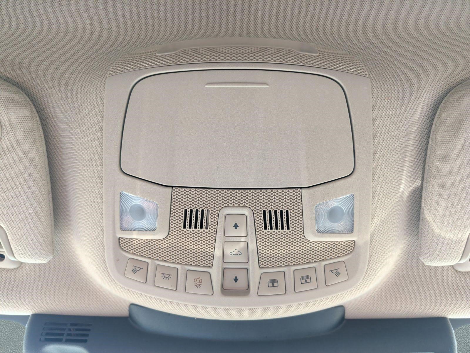 Used 2022 Lincoln Nautilus Reserve w/ Equipment Group 201A image 22