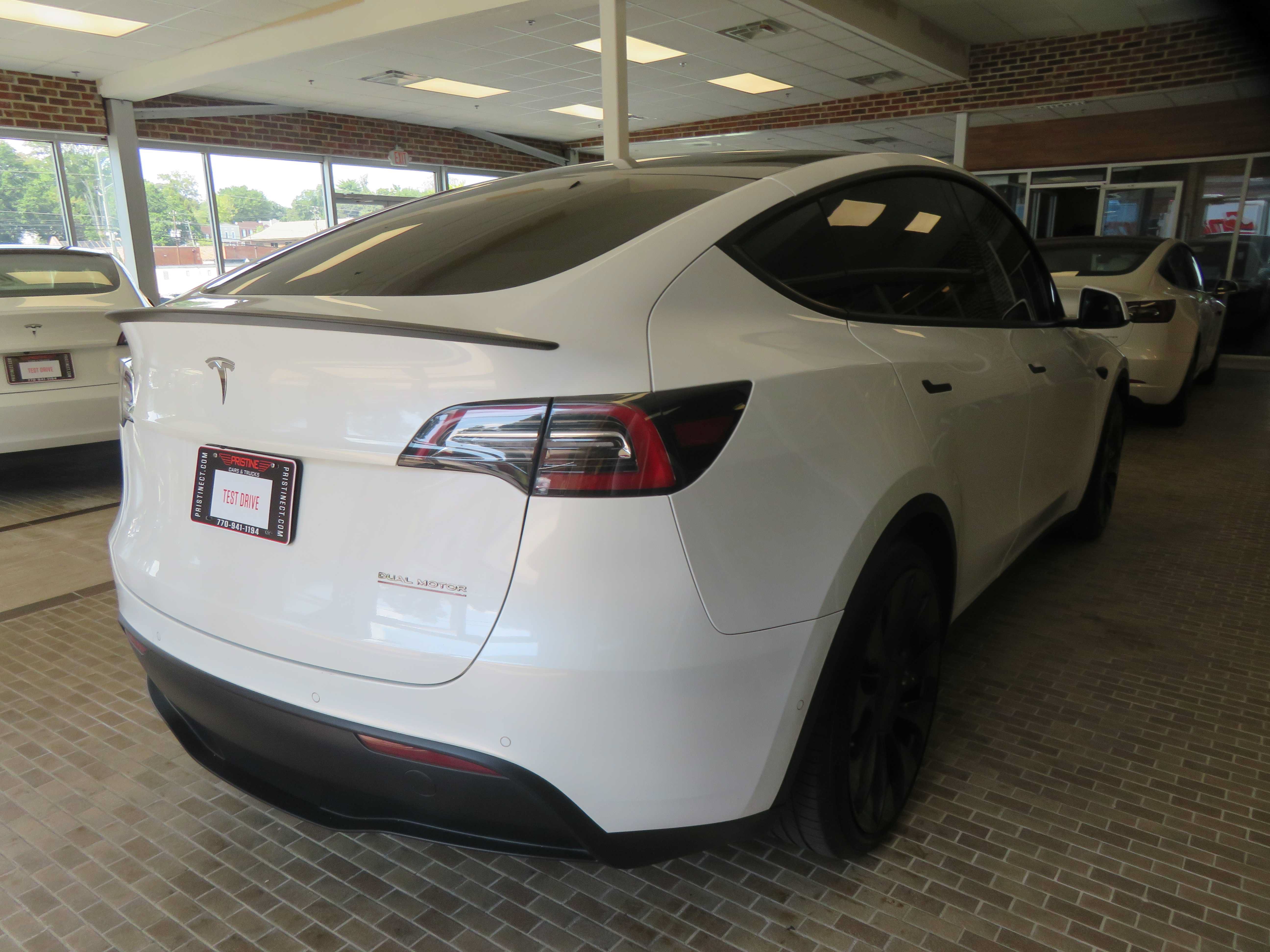 Used 2022 Tesla Model Y Performance AWD/4WD image 52