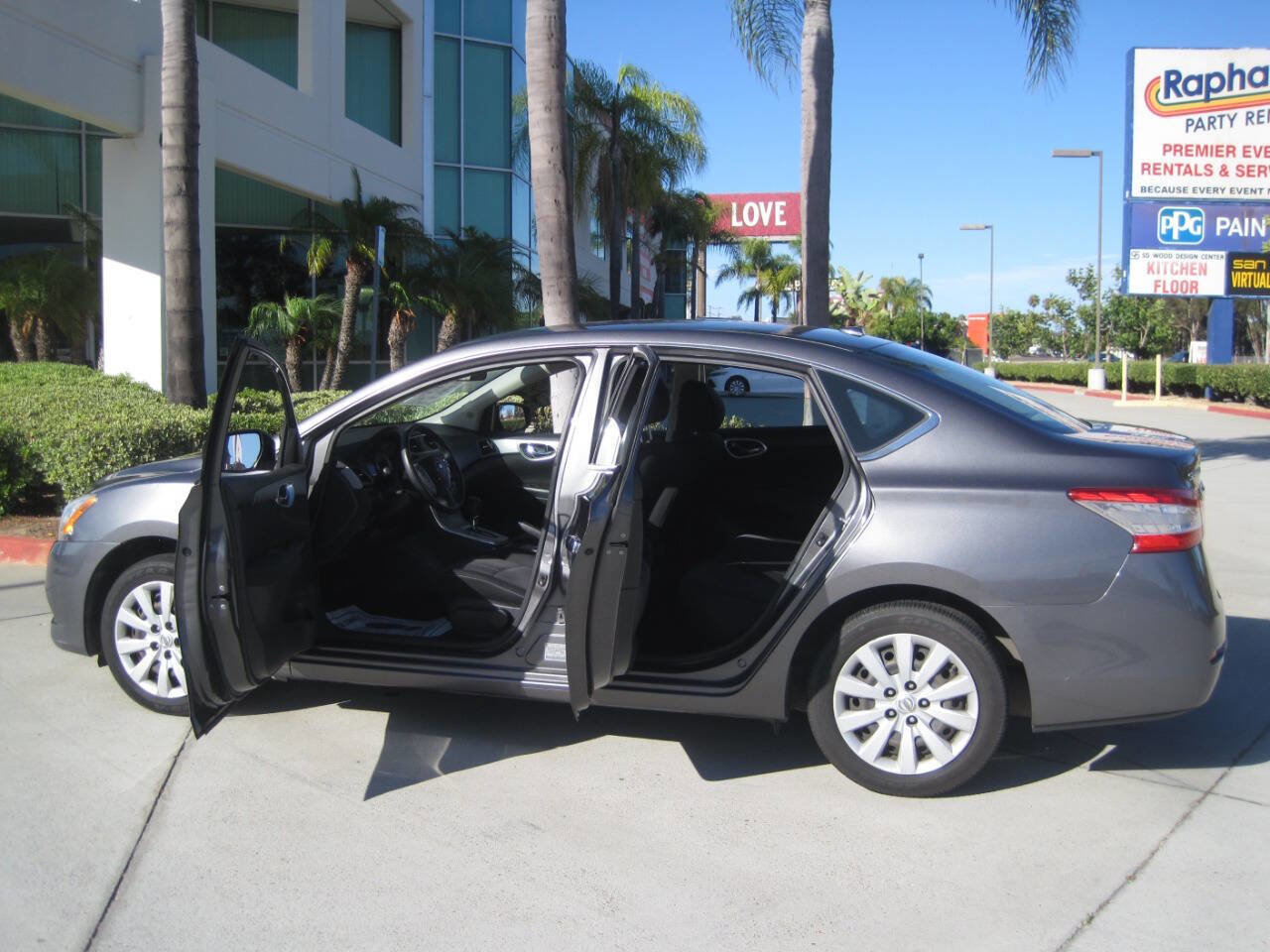 Used 2015 Nissan Sentra SV w/ Navigation Package image 3