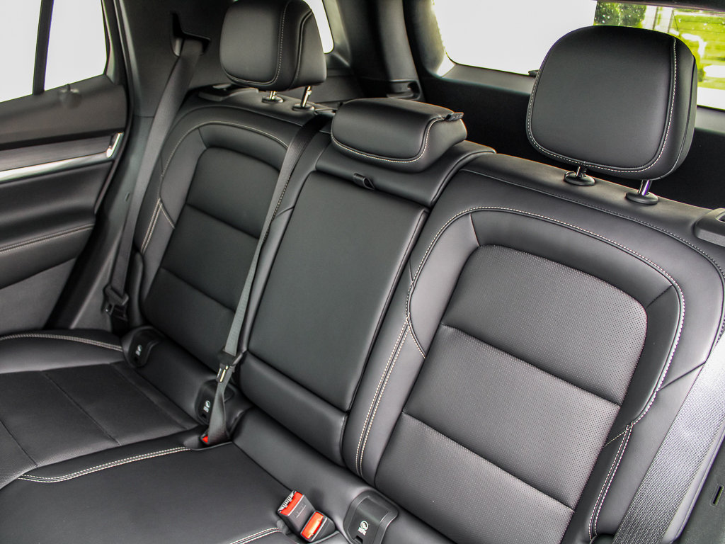 New 2027 GMC Terrain Elevation w/ Elevation Premium Package AWD/4WD image 20