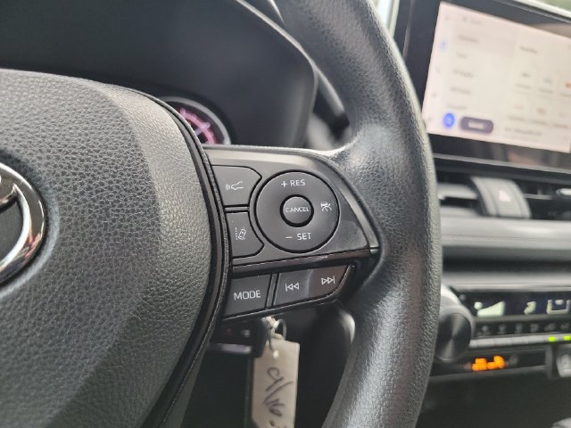 Used 2024 Toyota RAV4 LE FWD image 16