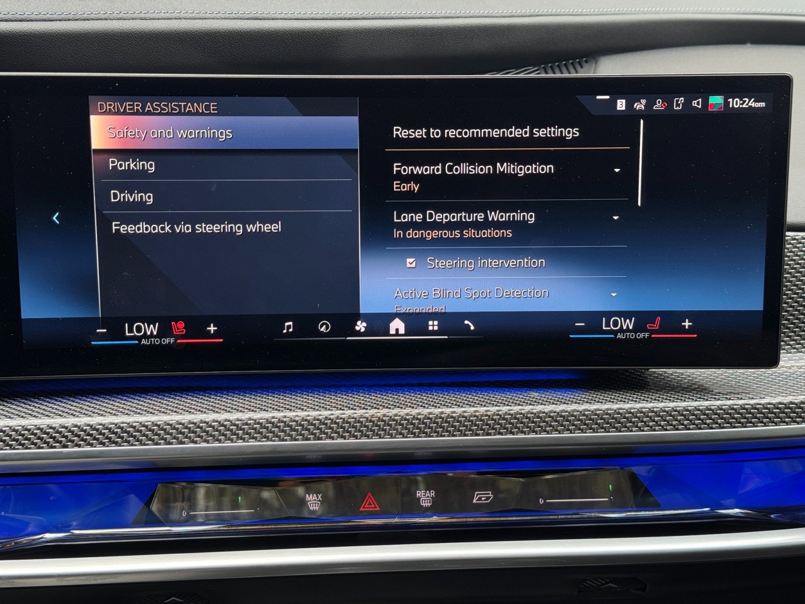 Used 2023 BMW 740i w/ Parking Assistance Package RWD image 32