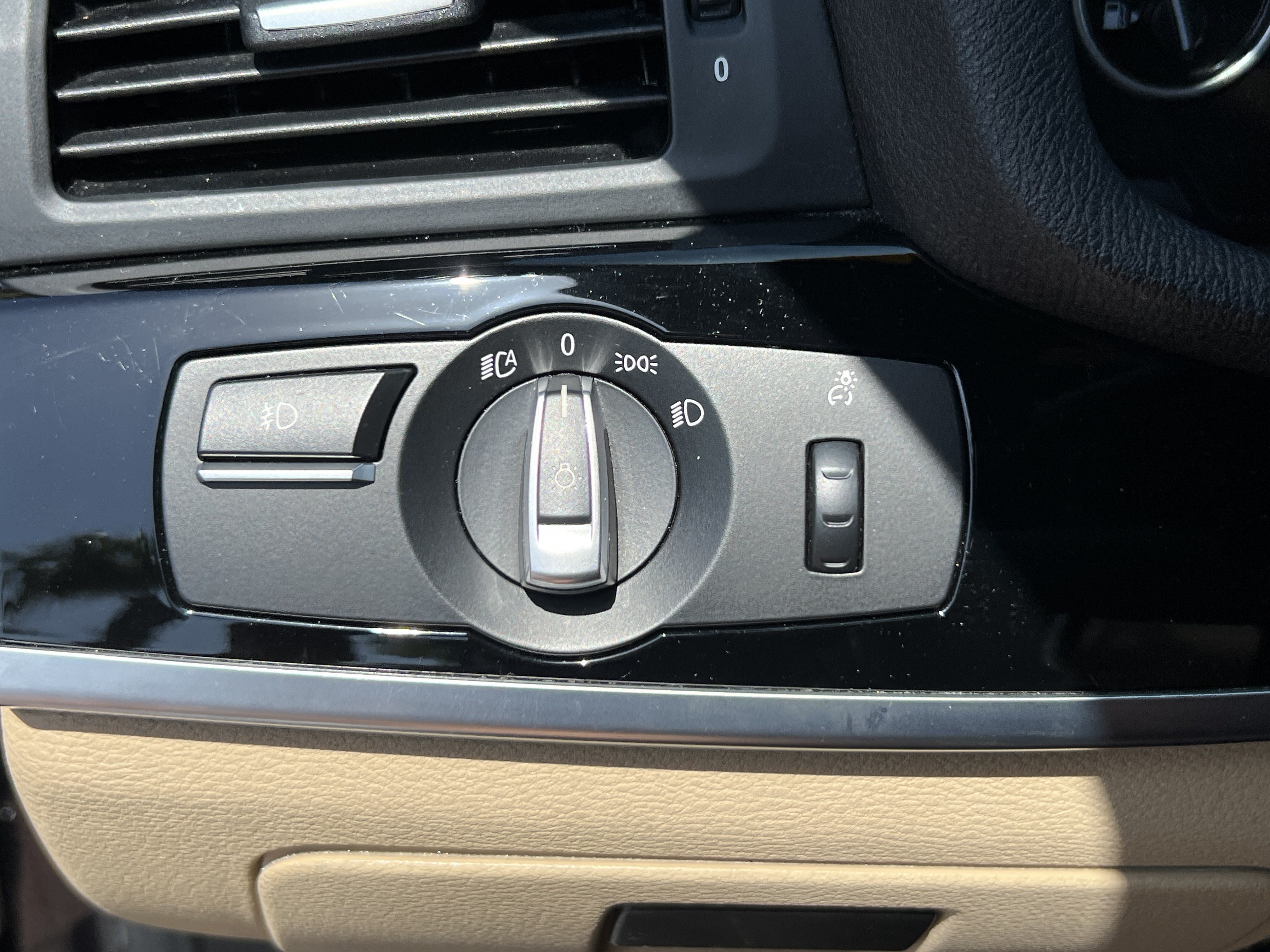 Used 2017 BMW X3 sDrive28i RWD image 38