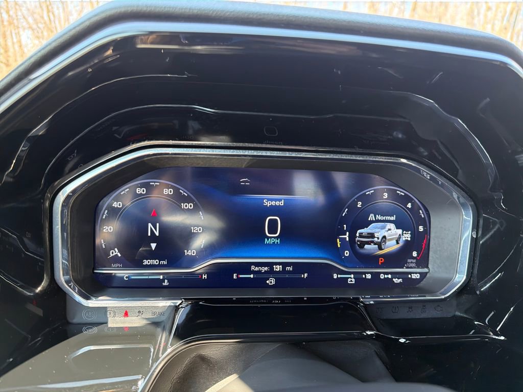 Used 2023 Chevrolet Silverado 1500 LT Trail Boss w/ LT Trail Boss Premium Package image 13