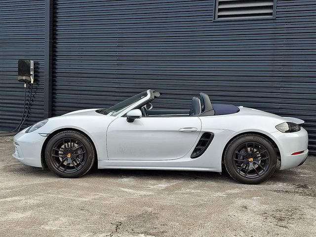 Certified 2024 Porsche 718 Boxster image 2