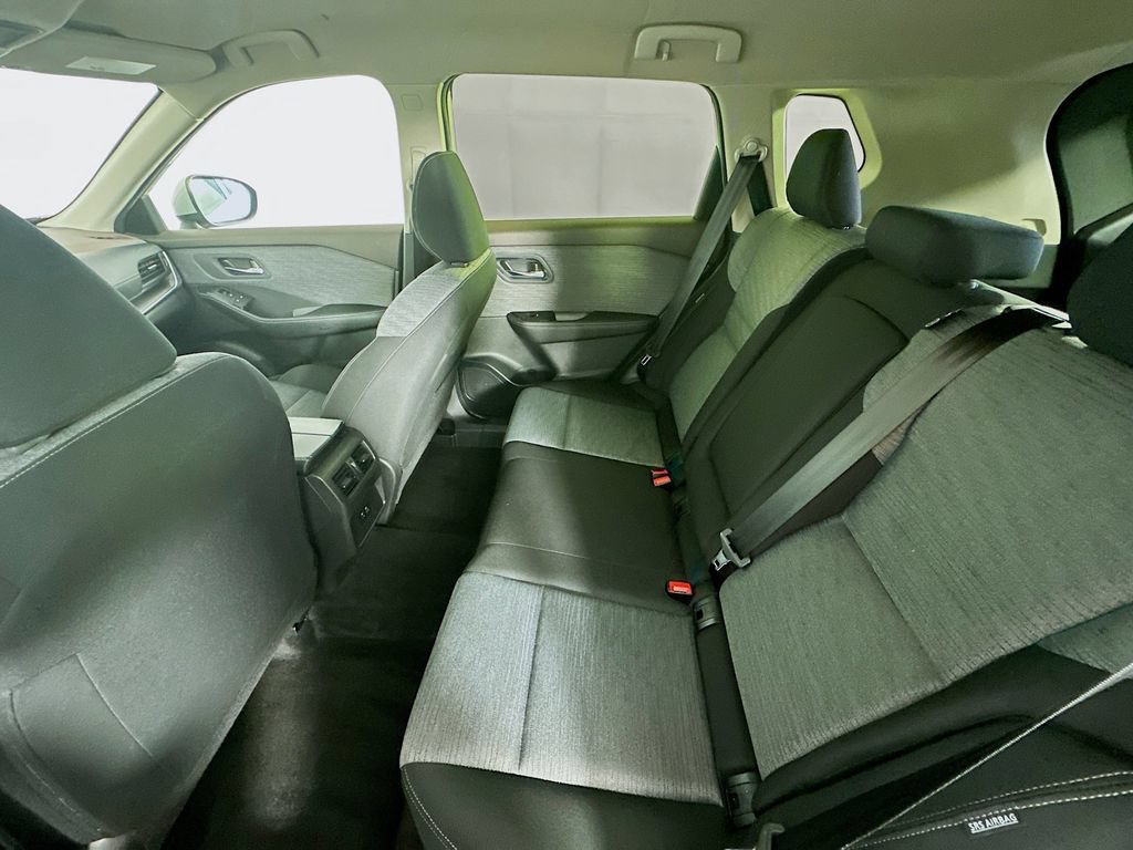 Certified 2023 Nissan Rogue SV AWD/4WD image 32