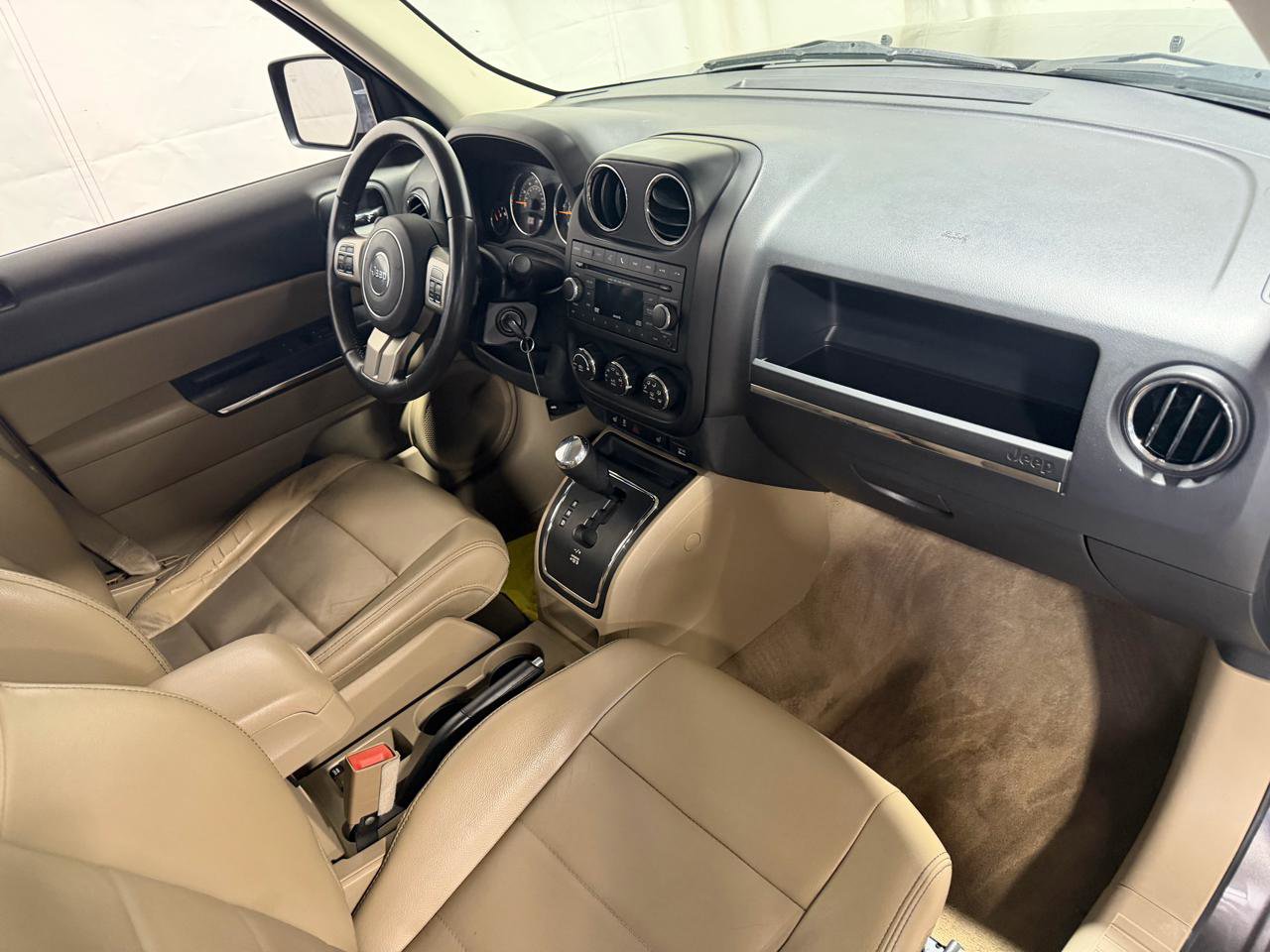 Used 2015 Jeep Patriot Limited AWD/4WD image 13