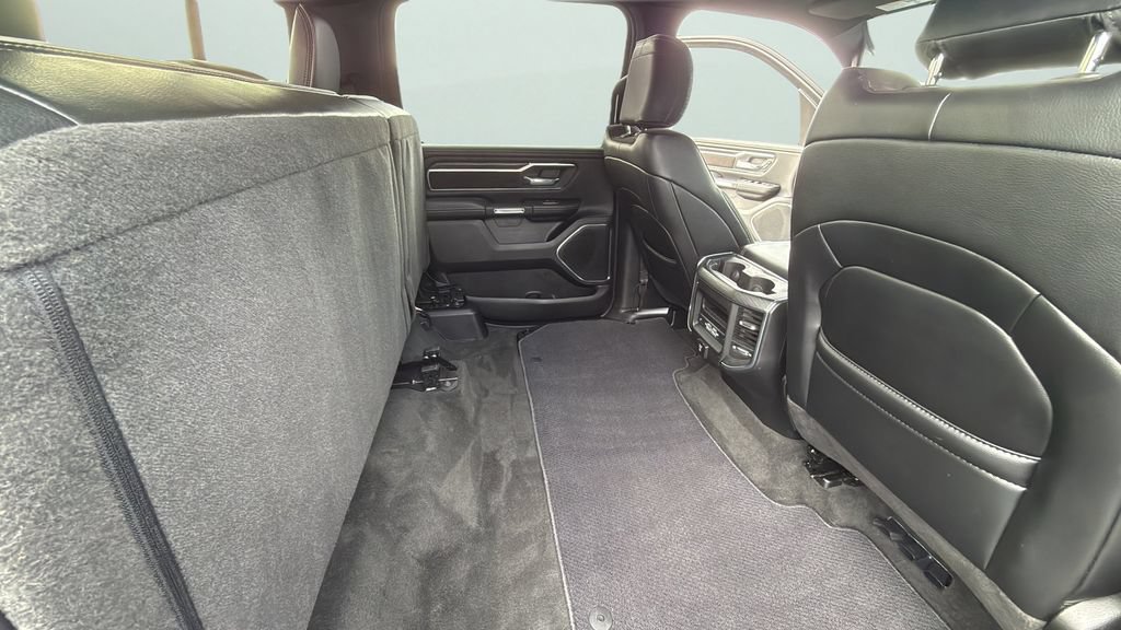 Used 2024 RAM 1500 Laramie AWD/4WD image 20