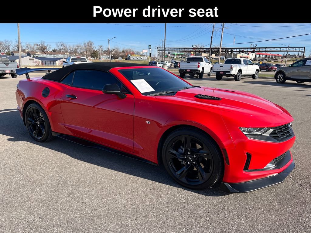 Used 2023 Chevrolet Camaro LT w/ RS Package image 8
