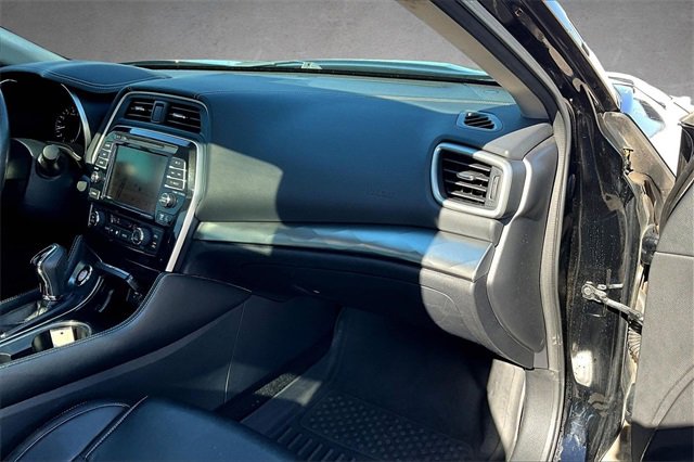 Used 2020 Nissan Maxima 3.5 SL w/ Floor Mat Group image 15