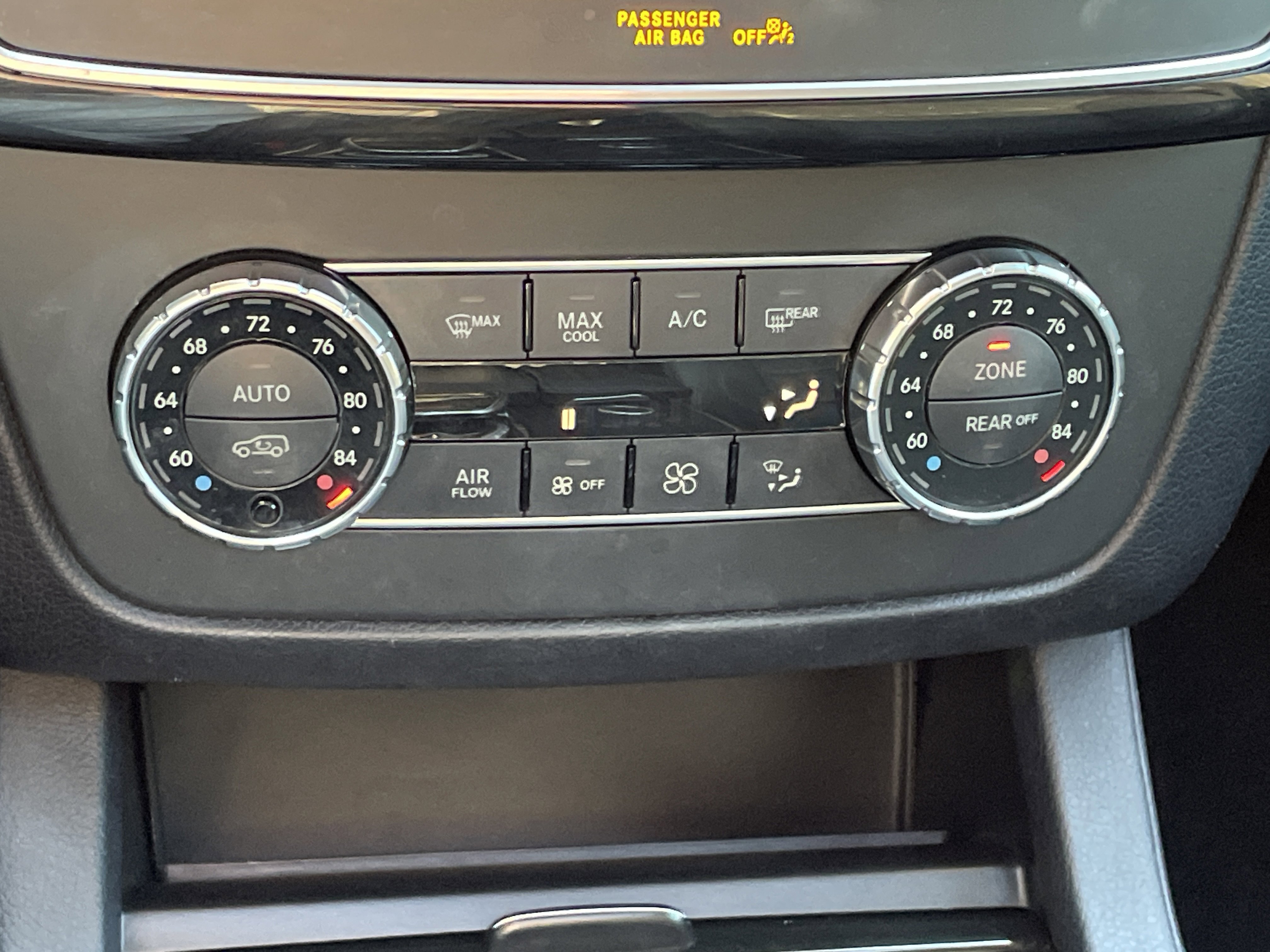 Used 2018 Mercedes-Benz GLS 550 4MATIC image 35